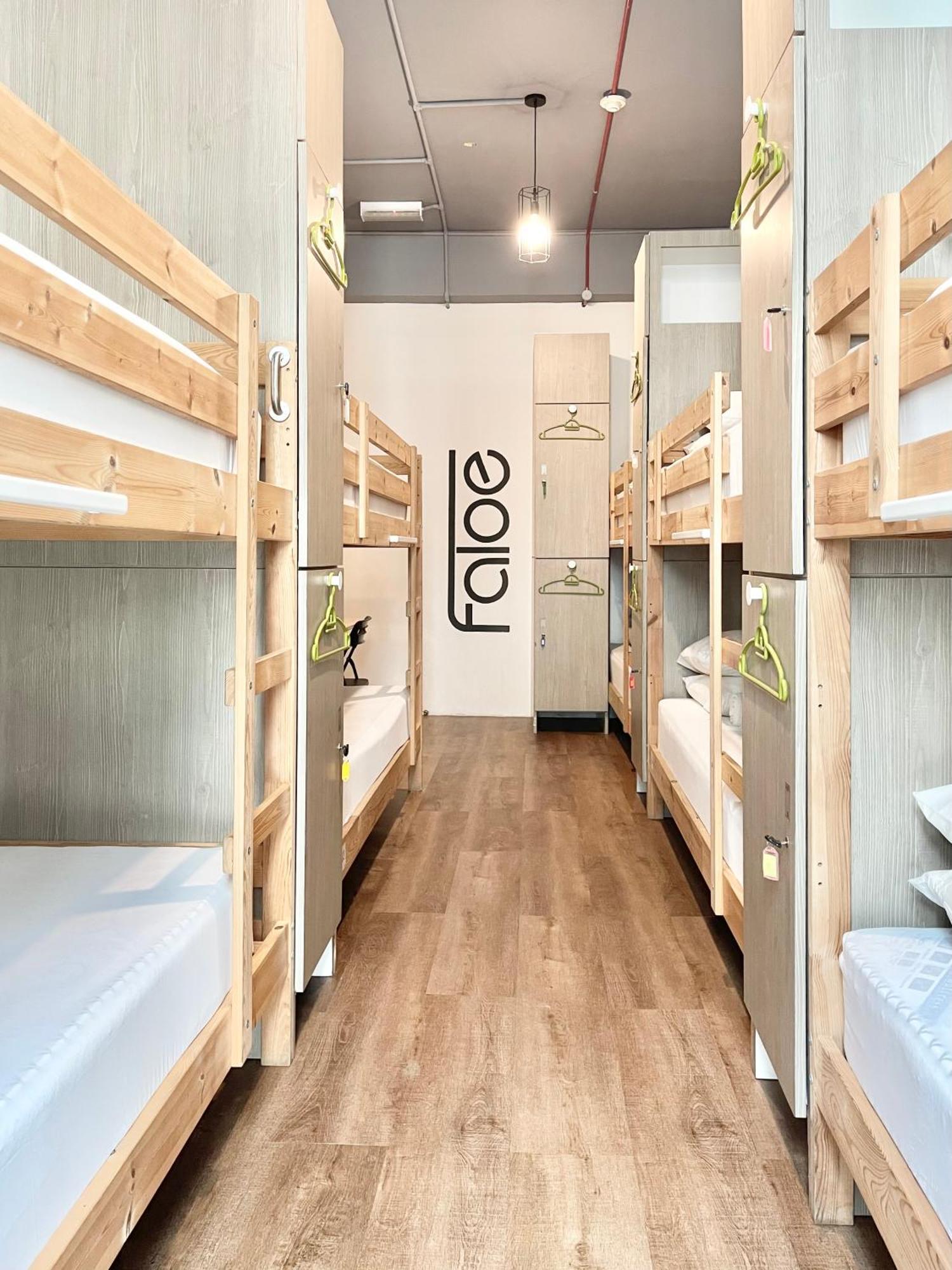 Faloe Hostel Kota Kinabalu Buitenkant foto